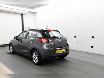 Used Mazda Mazda2 2018 for sale - 76474335: Photo