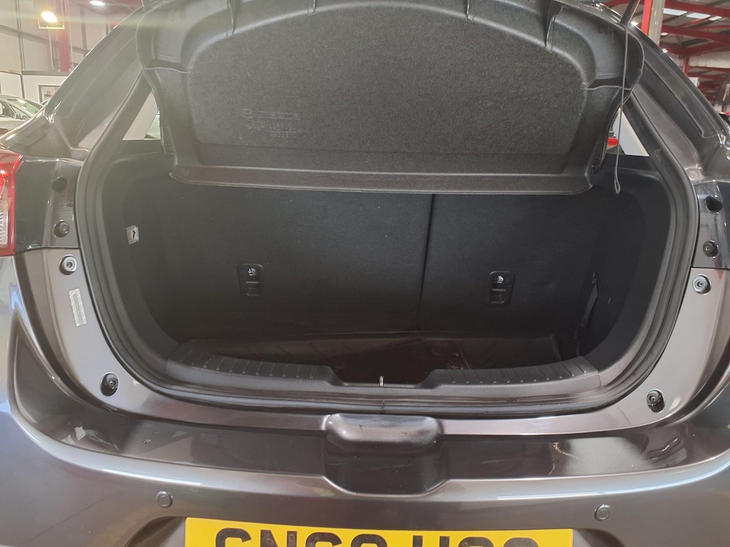 Used Mazda Mazda2 2018 for sale - 76474335: Photo 9