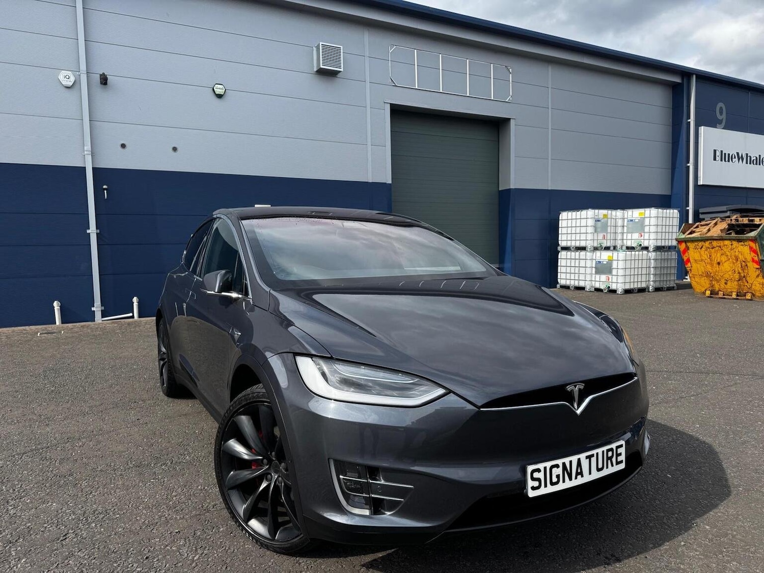 Used Tesla Model X 2018 for sale - 77464574: Photo 2
