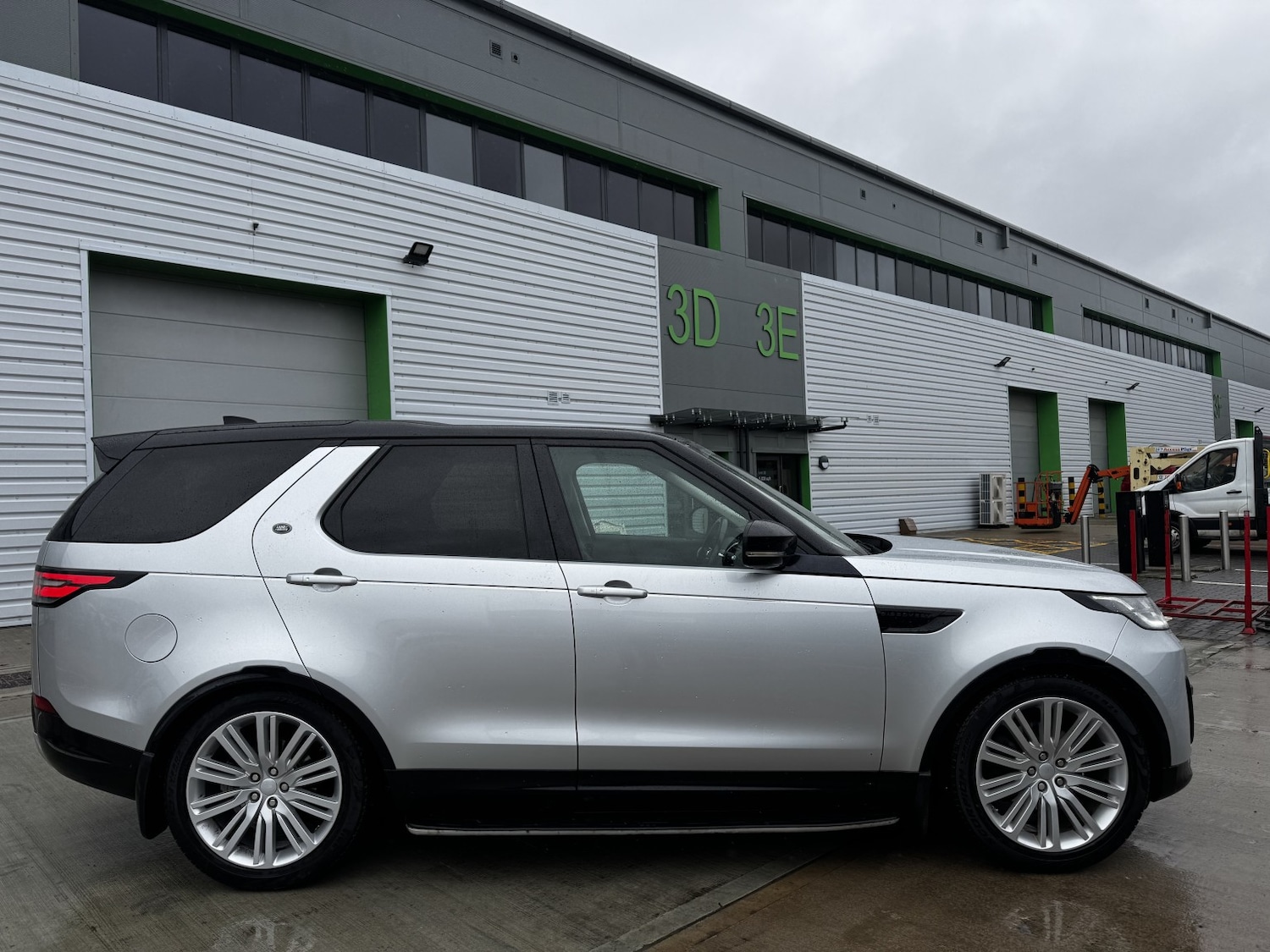 Used Land Rover Discovery 2018 for sale - 77522011: Photo 6