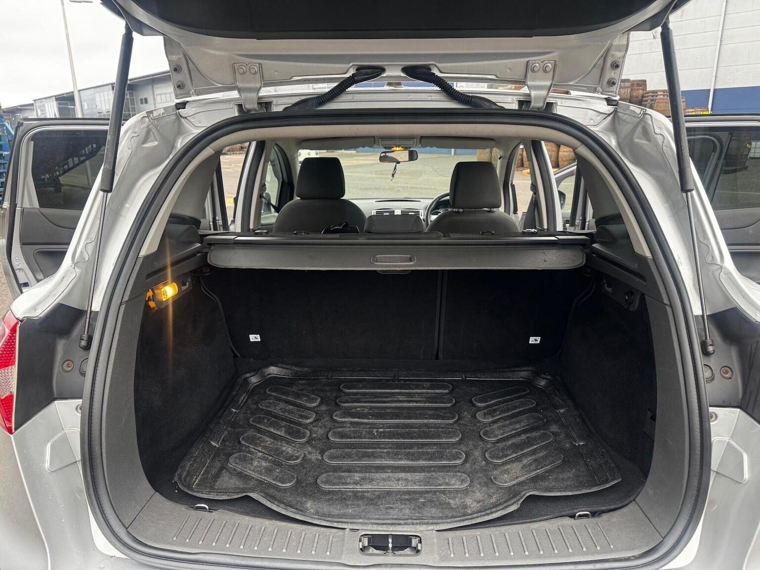 Used Ford Kuga 2011 for sale - 76530987: Photo 12