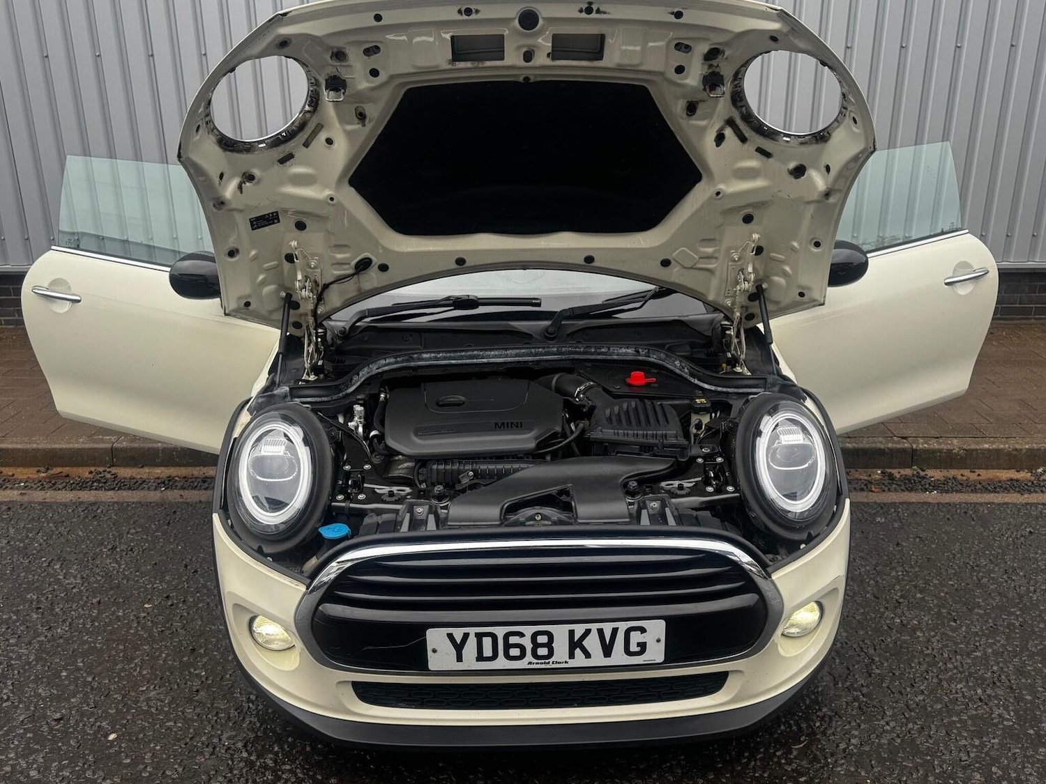 Used MINI Hatch 2018 for sale - 76530991: Photo 18