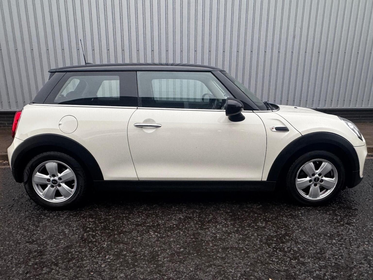 Used MINI Hatch 2018 for sale - 76530991: Photo 8