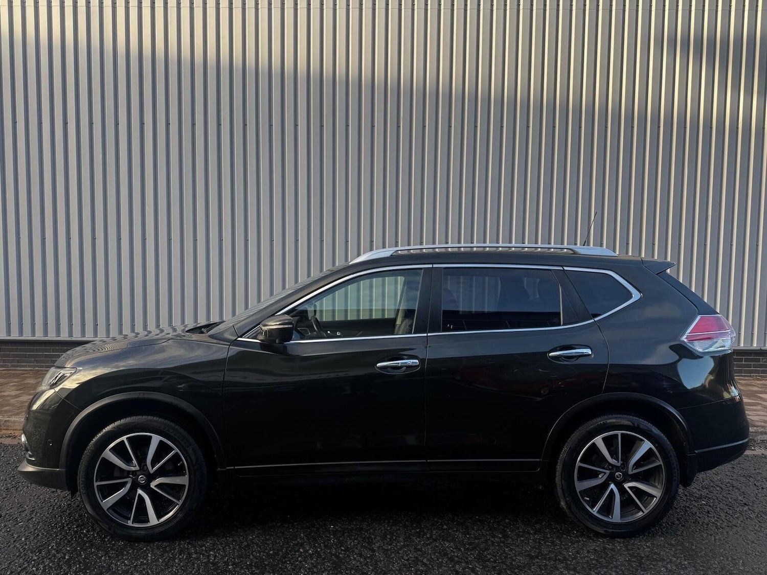 Used Nissan X-Trail 2016 for sale - 76530949: Photo 5