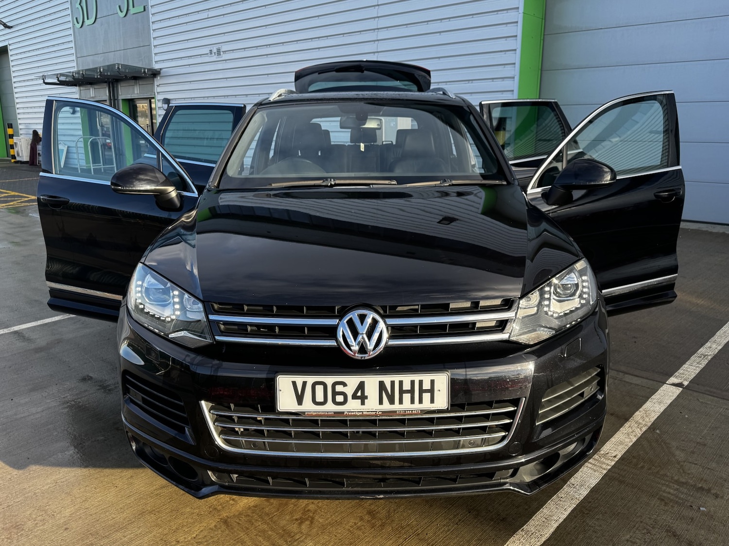 Used Volkswagen Touareg 2014 for sale - 77891683: Photo 15