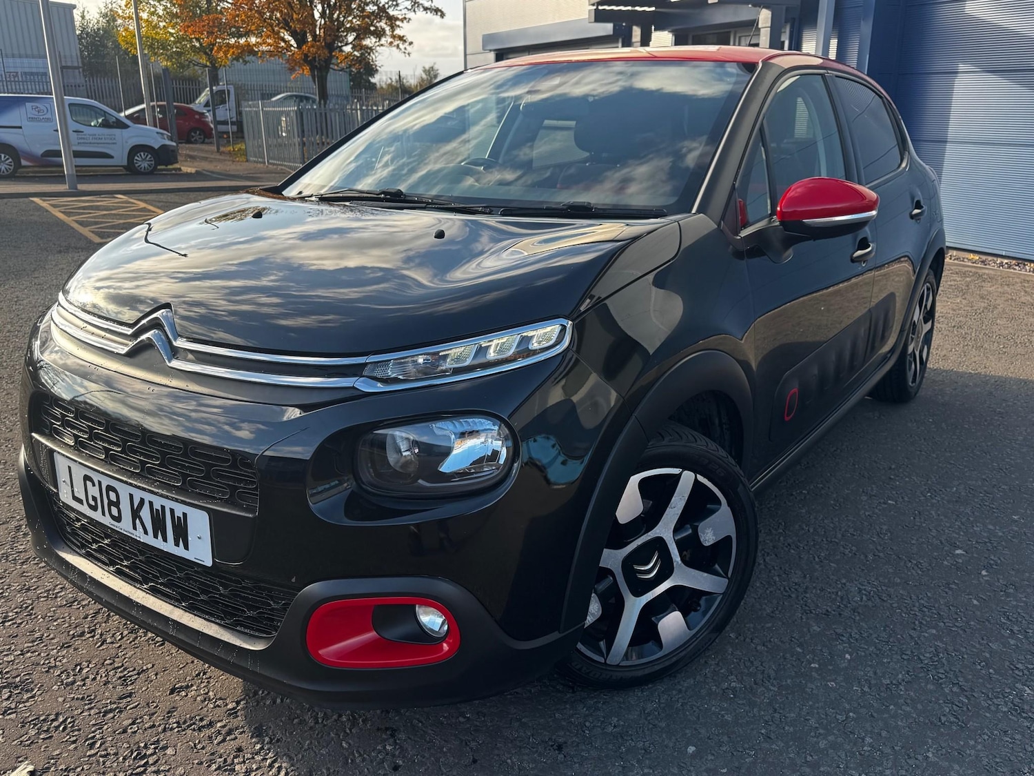 Used Citroen C3 2018 for sale - 76438715: Photo 4