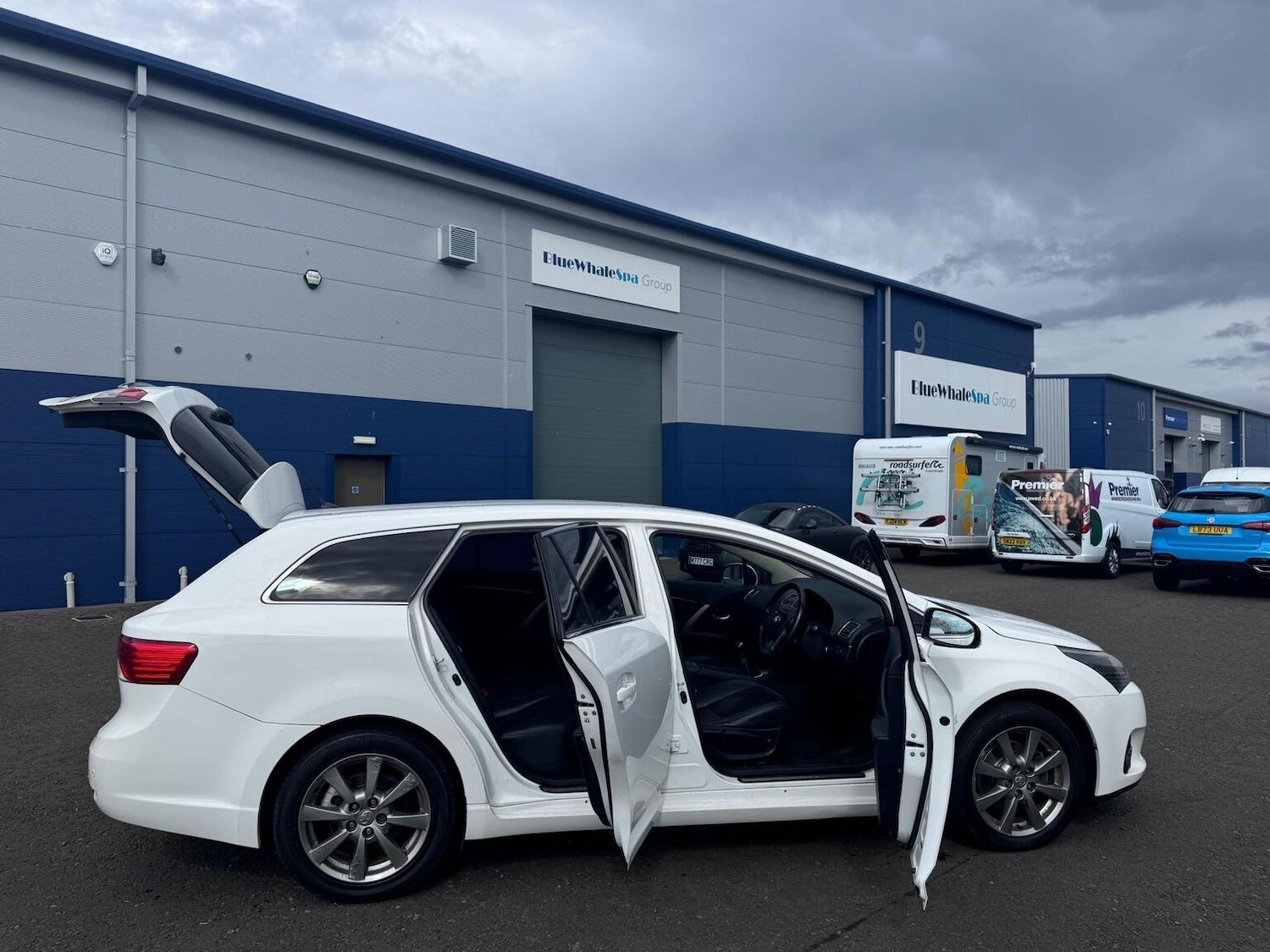 Used Toyota Avensis 2013 for sale - 76530972: Photo 12