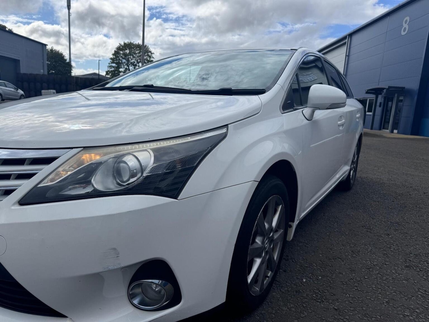 Used Toyota Avensis 2013 for sale - 76530972: Photo 15