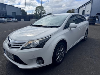 Used Toyota Avensis 2013 for sale - 76530972: Photo