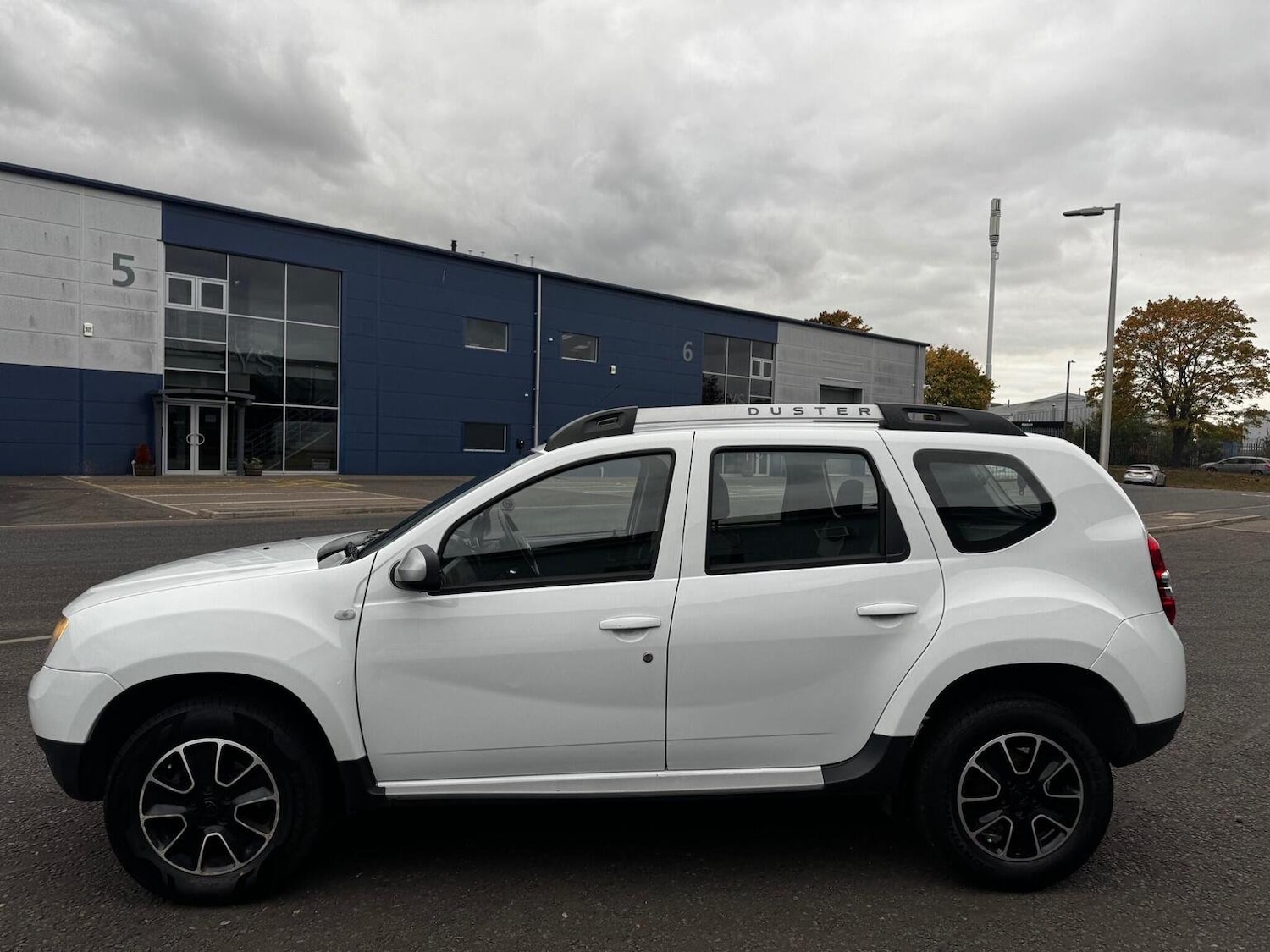 Used Dacia Duster 2016 for sale - 76530970: Photo 9