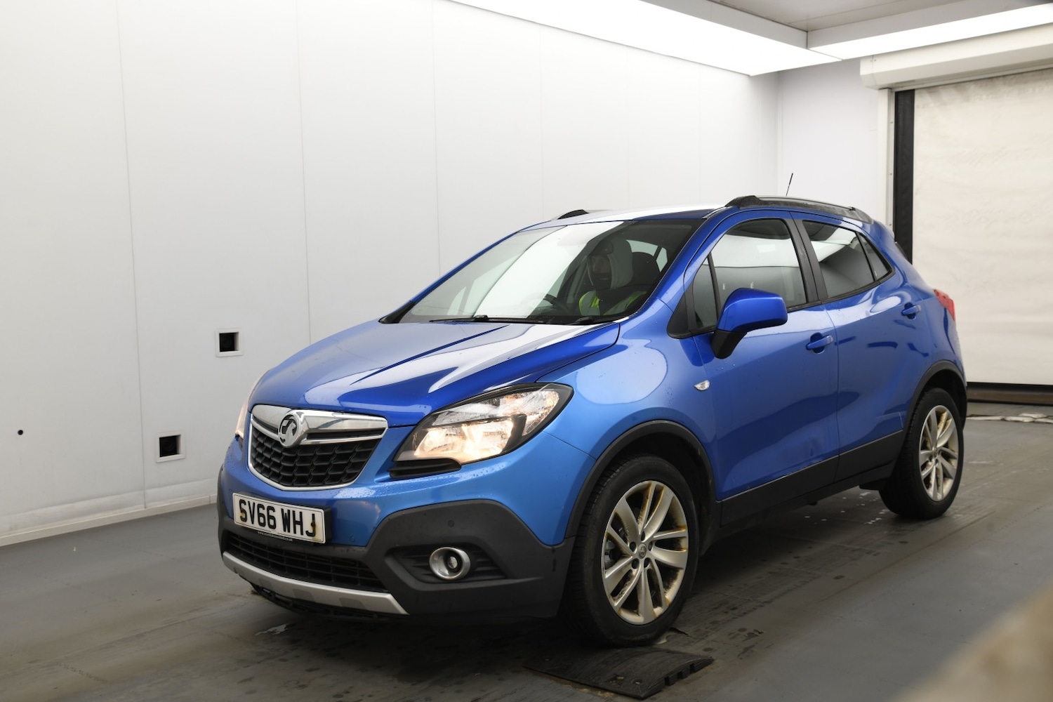 Used Vauxhall Mokka 2016 for sale - 76643421: Photo 2