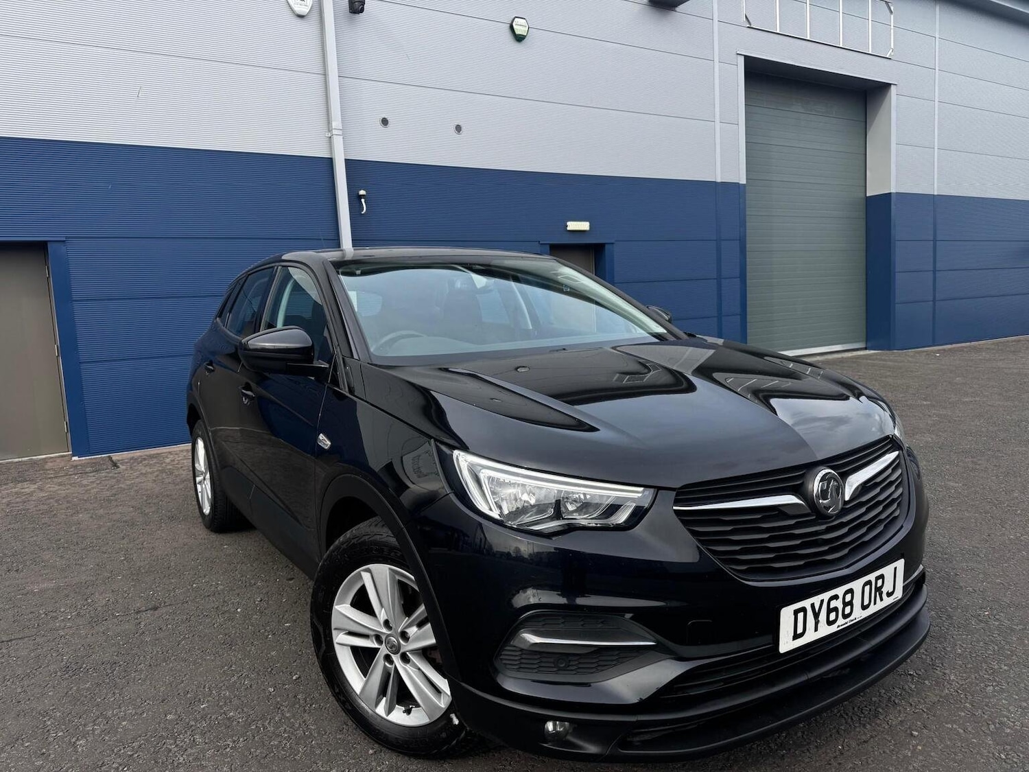 Used Vauxhall Grandland X 2018 for sale - 76530968: Photo 2