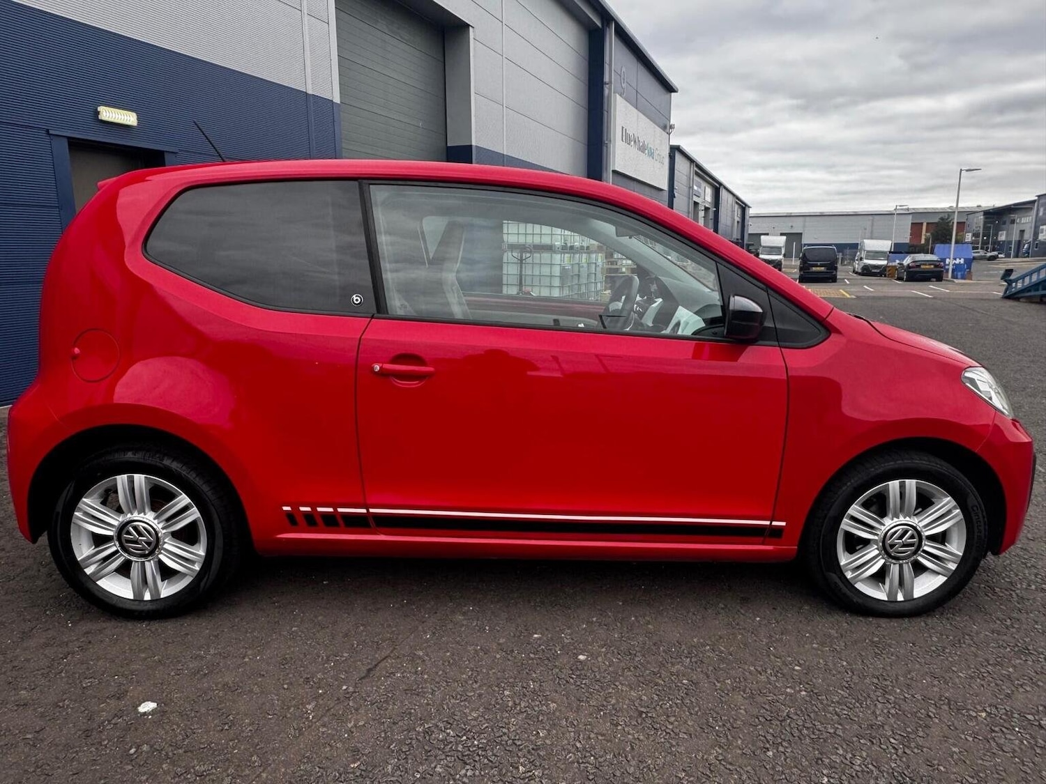 Used Volkswagen up! 2016 for sale - 76530993: Photo 8