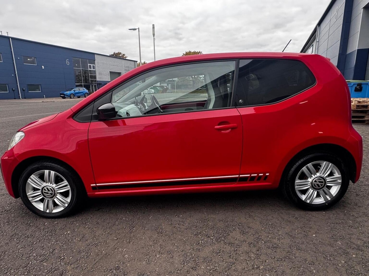 Used Volkswagen up! 2016 for sale - 76530993: Photo 9