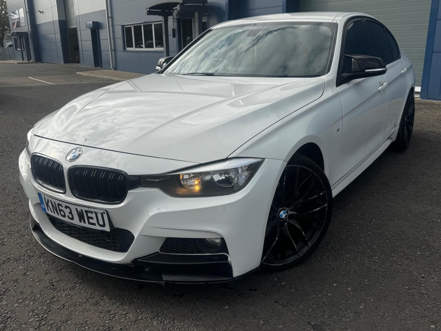 Used BMW 3 Series 2013 for sale - 76530952: Photo 4