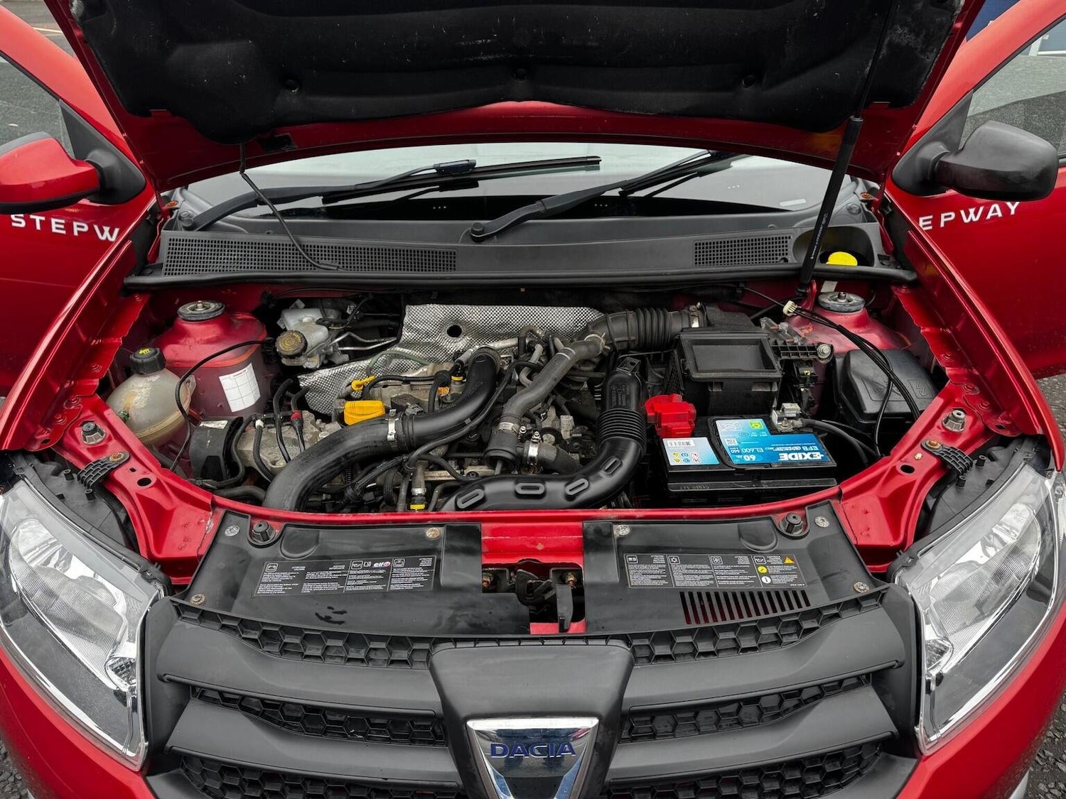 Used Dacia Sandero Stepway 2015 for sale - 76530984: Photo 15