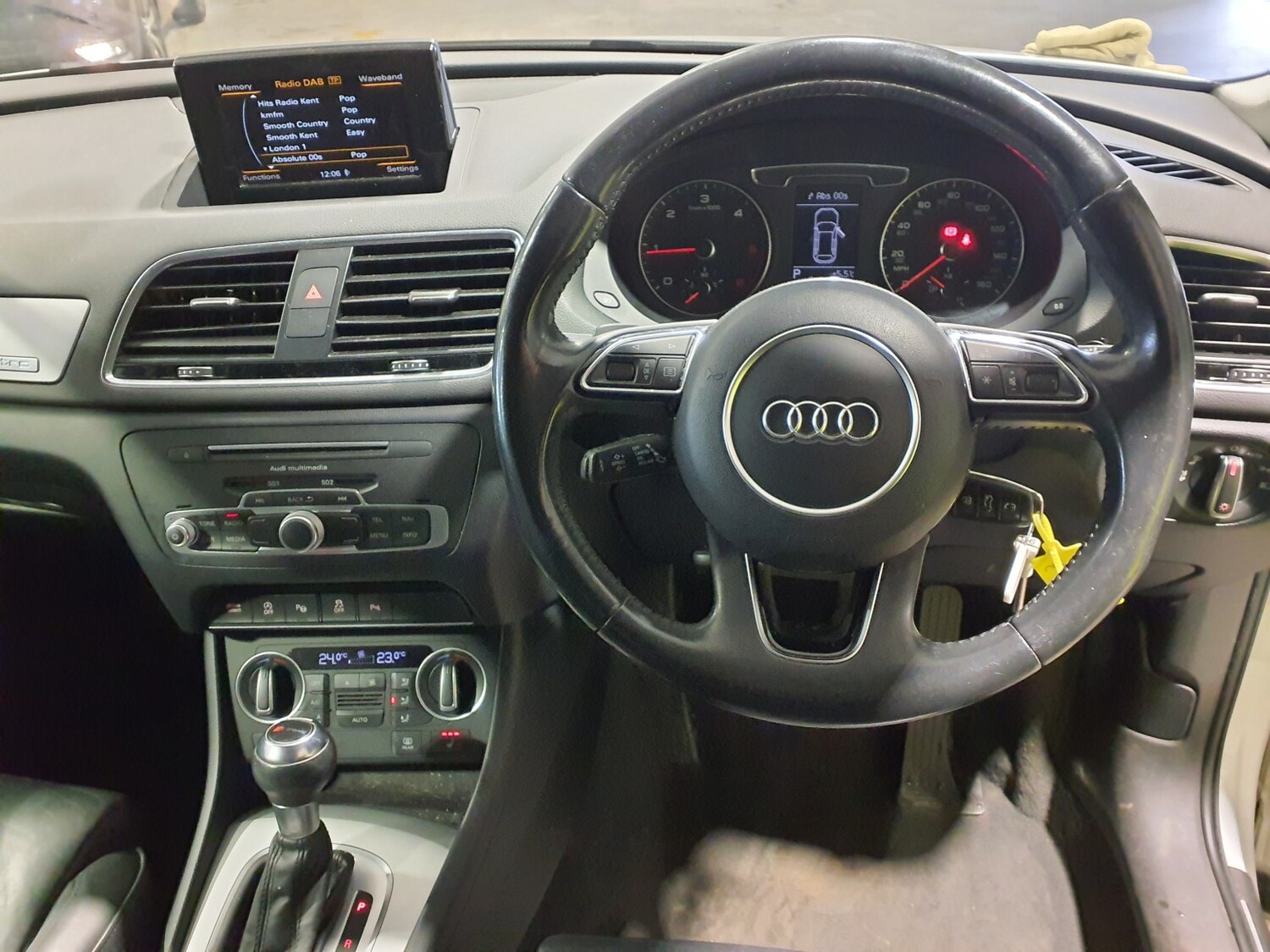 Used Audi Q3 2015 for sale - 78155299: Photo 14