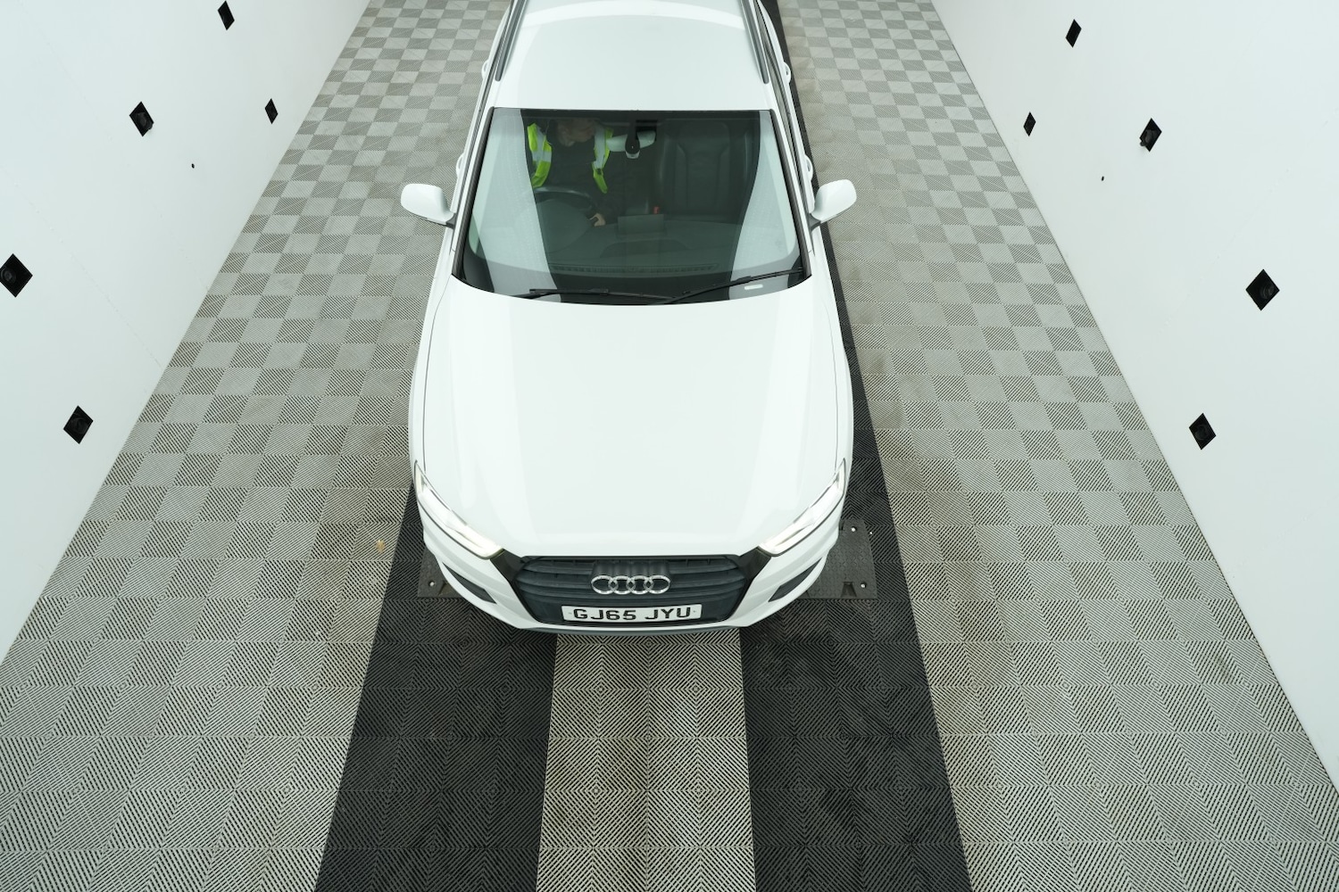 Used Audi Q3 2015 for sale - 78155299: Photo 5