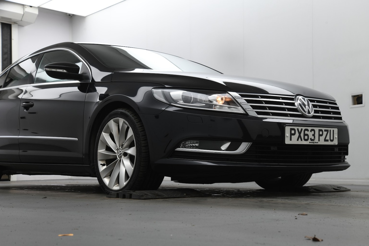 Used Volkswagen CC 2013 for sale - 76799209: Photo 5