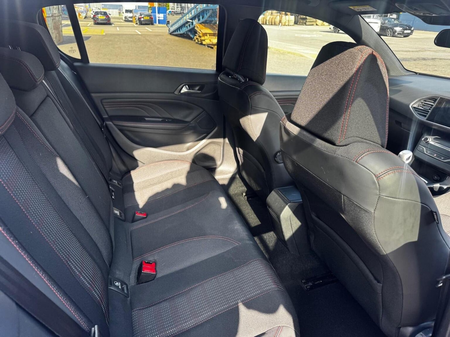 Used Peugeot 308 2016 for sale - 76530947: Photo 11