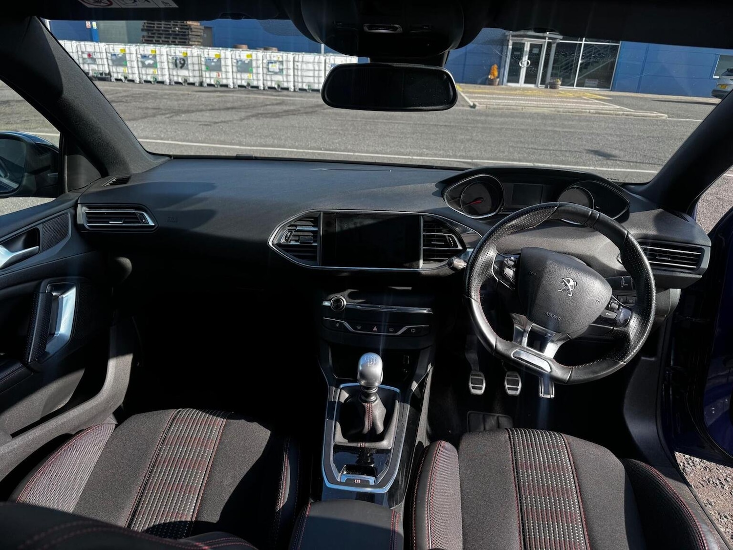 Used Peugeot 308 2016 for sale - 76530947: Photo 12