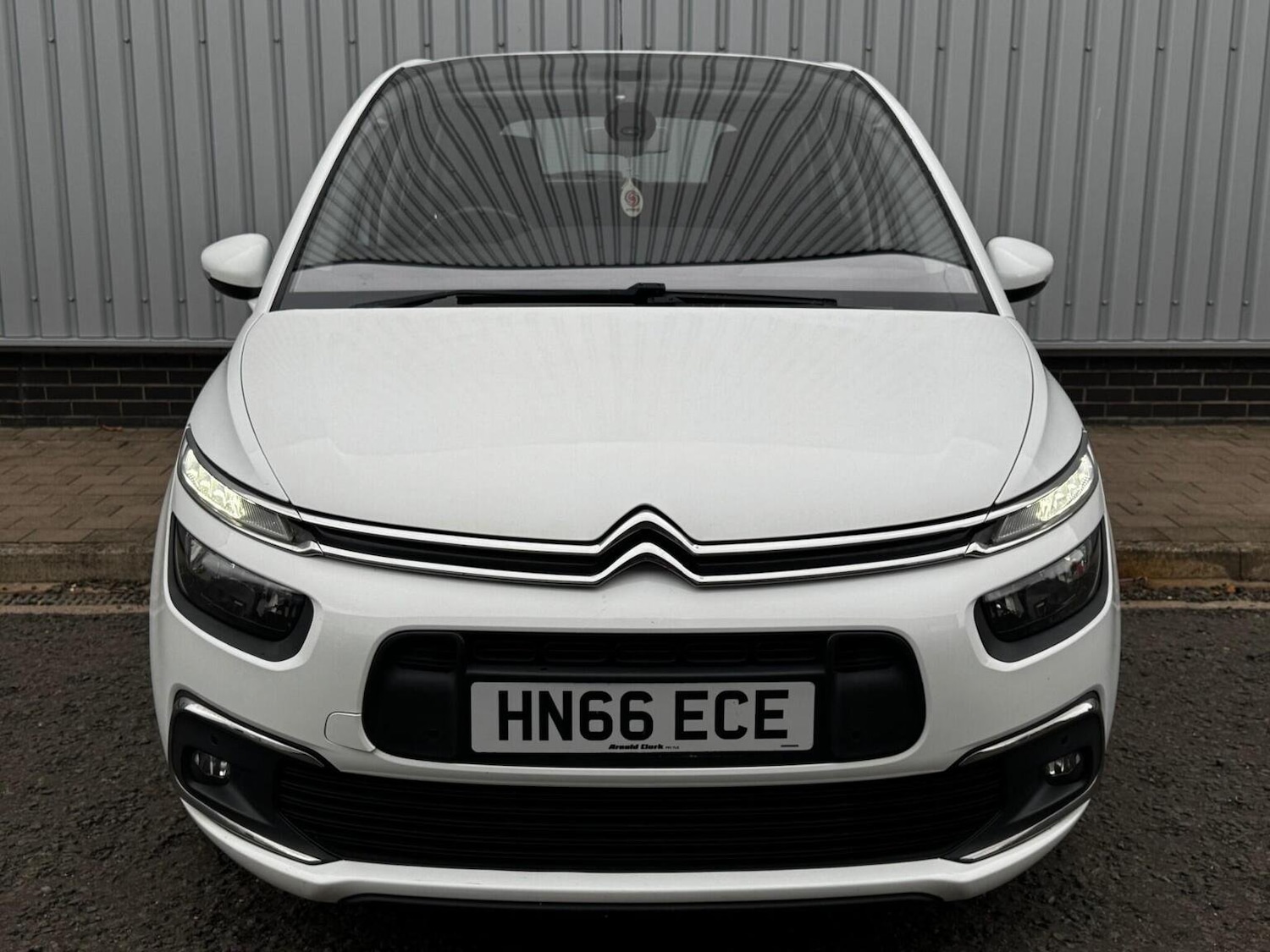 Used Citroen C4 Picasso 2016 for sale - 76530948: Photo 3
