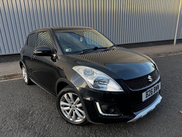 Used Suzuki Swift 2015 for sale - 76312689: Photo 2