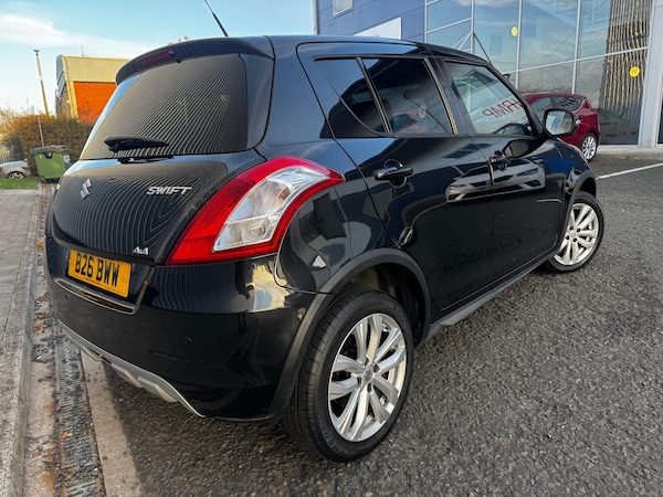 Used Suzuki Swift 2015 for sale - 76312689: Photo 7
