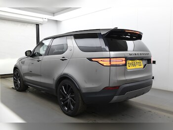 Used Land Rover Discovery 2018 for sale - 78402633: Photo