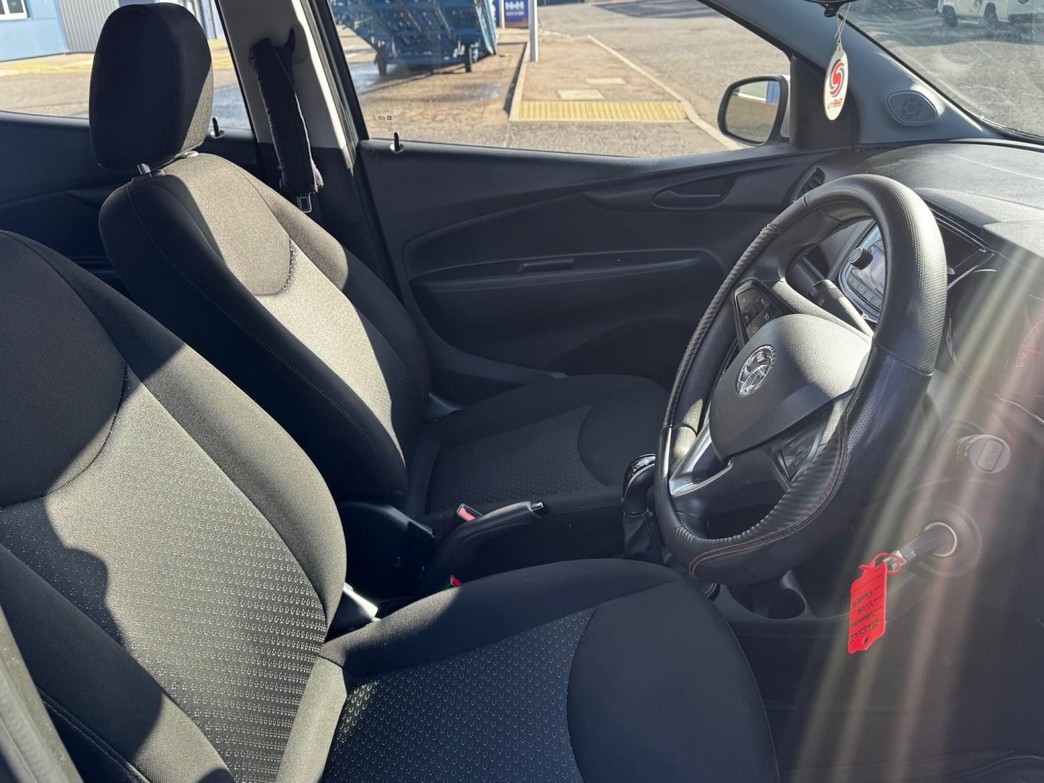 Used Vauxhall Viva 2016 for sale - 76530990: Photo 10