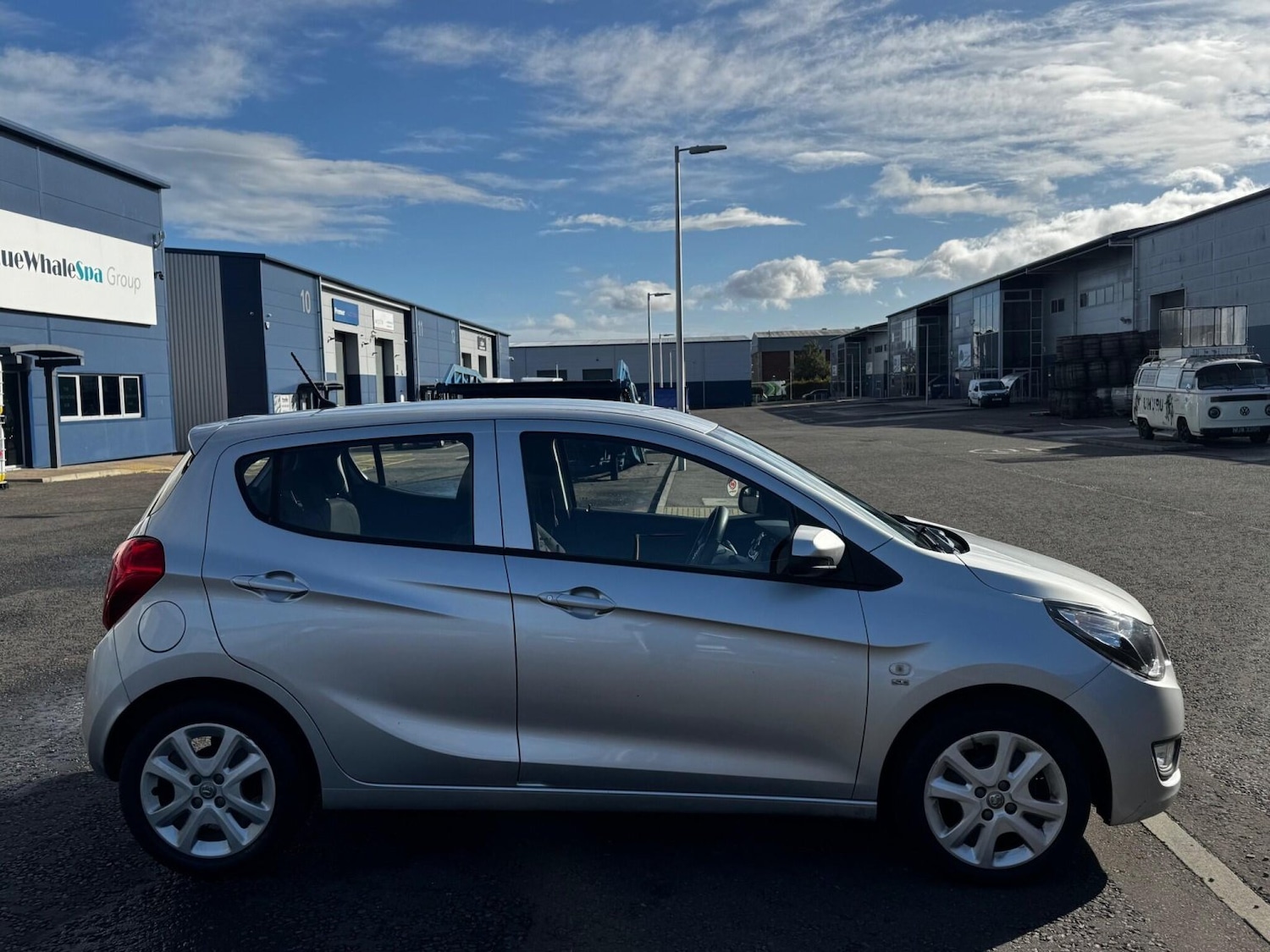 Used Vauxhall Viva 2016 for sale - 76530990: Photo 4