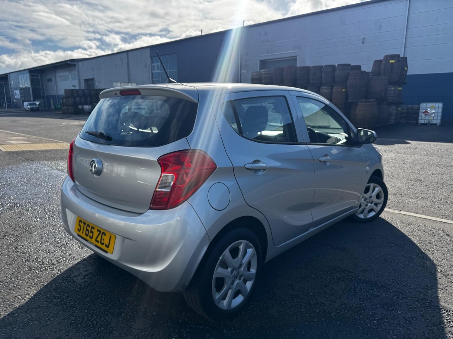 Used Vauxhall Viva 2016 for sale - 76530990: Photo 6