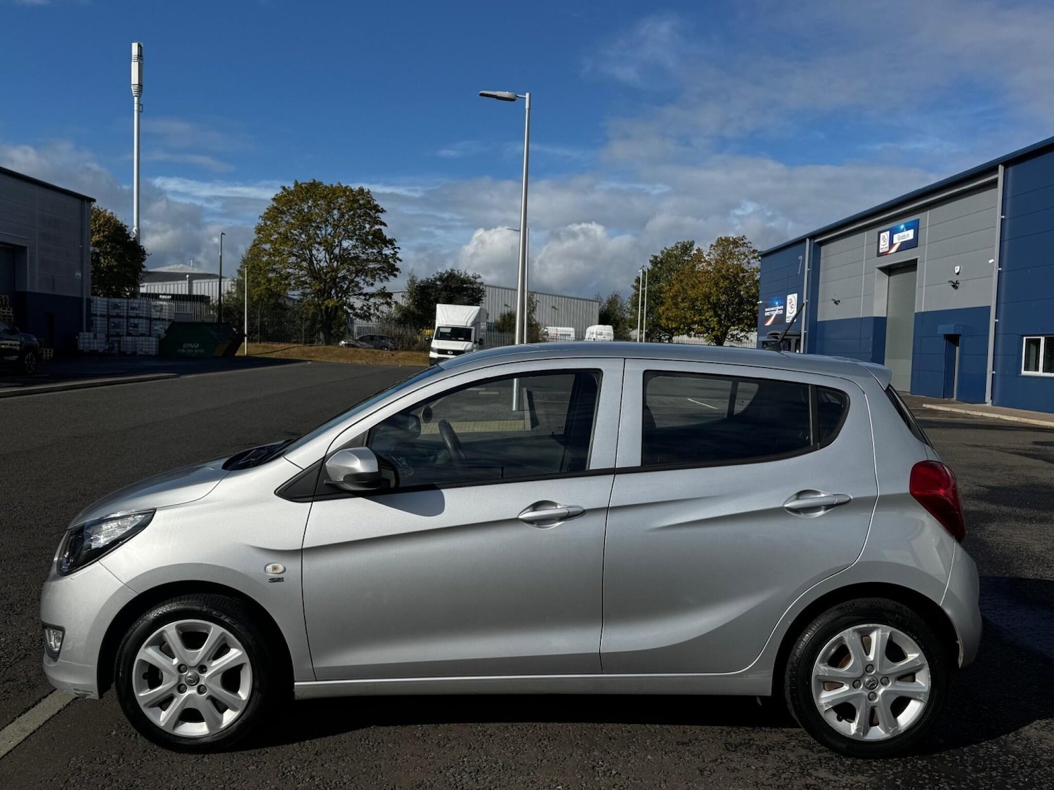 Used Vauxhall Viva 2016 for sale - 76530990: Photo 8