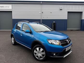 Used Dacia Sandero Stepway 2013 for sale - 76530964: Photo