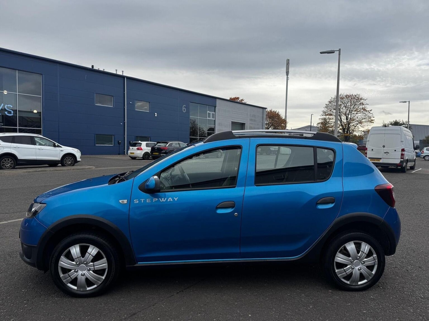 Used Dacia Sandero Stepway 2013 for sale - 76530964: Photo 8