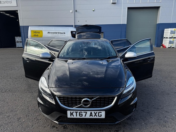 Used Volvo V40 2017 for sale - 75665662: Photo 14