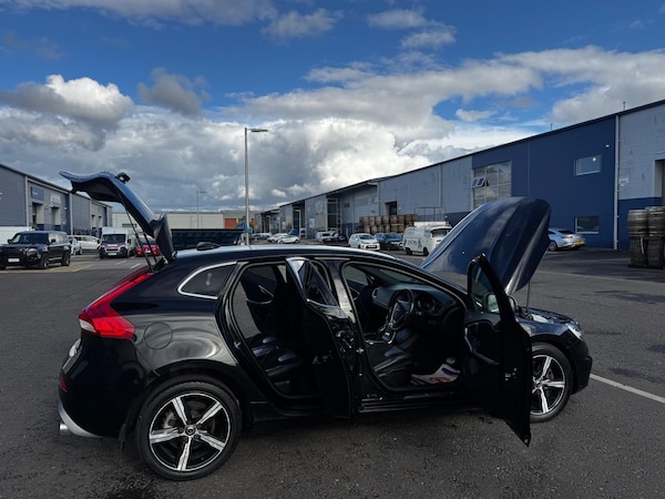 Used Volvo V40 2017 for sale - 75665662: Photo 16