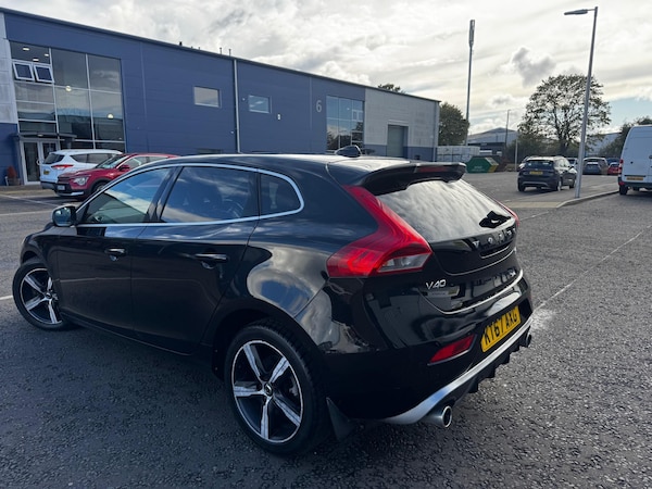 Used Volvo V40 2017 for sale - 75665662: Photo 3