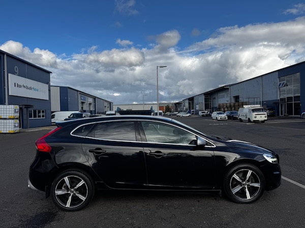 Used Volvo V40 2017 for sale - 75665662: Photo 6