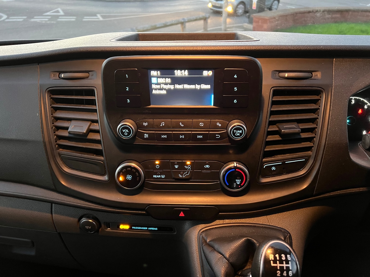 Used Ford Transit Custom 2018 for sale - 76627386: Photo 17