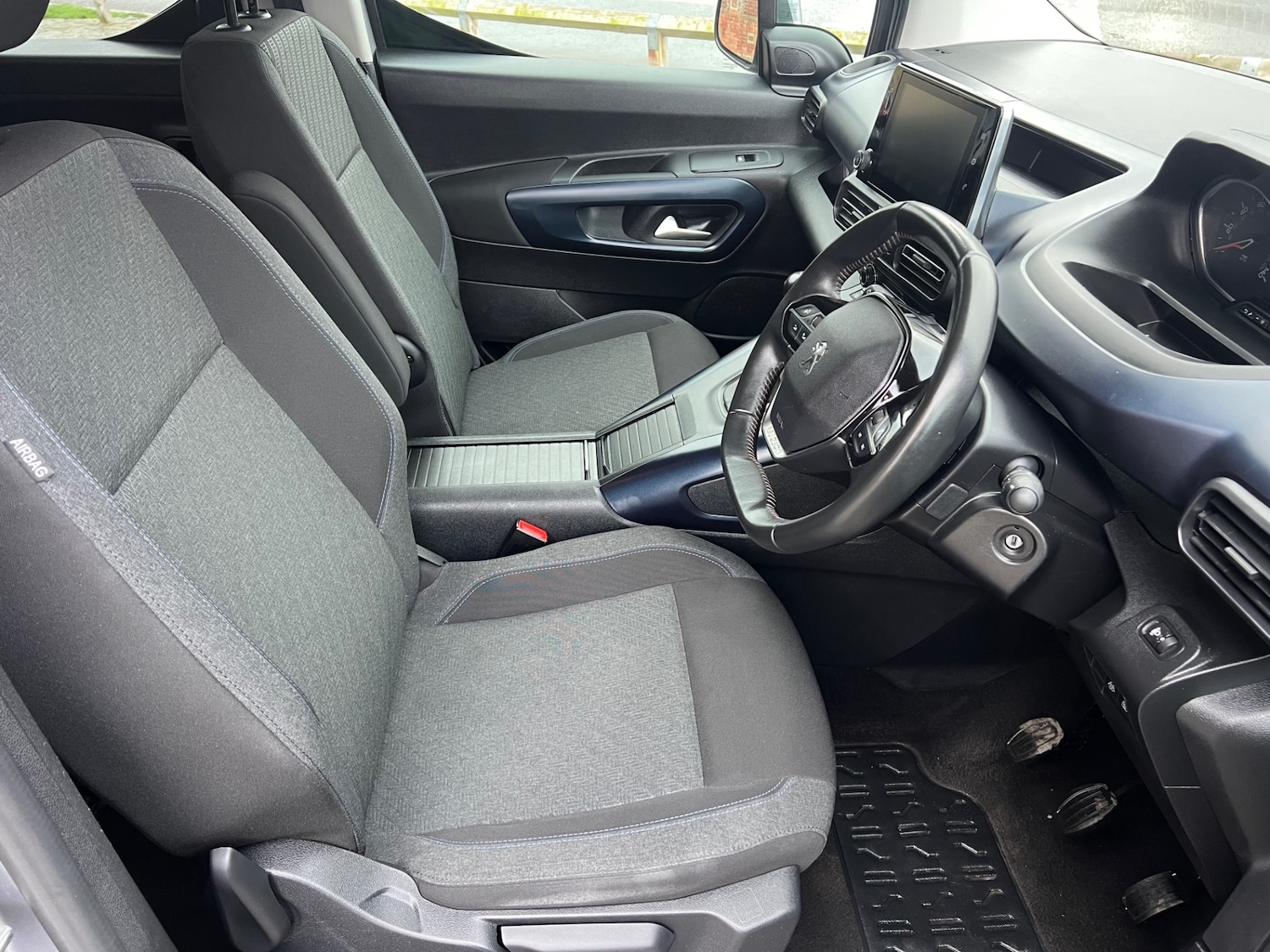 Used Peugeot Rifter 2021 for sale - 77118791: Photo 11