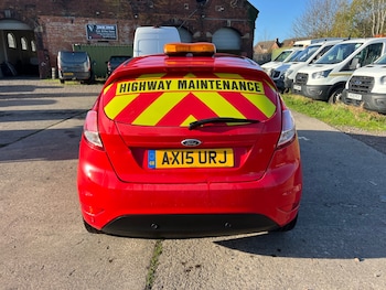 Used Ford Fiesta 2015 for sale - 76599529: Photo