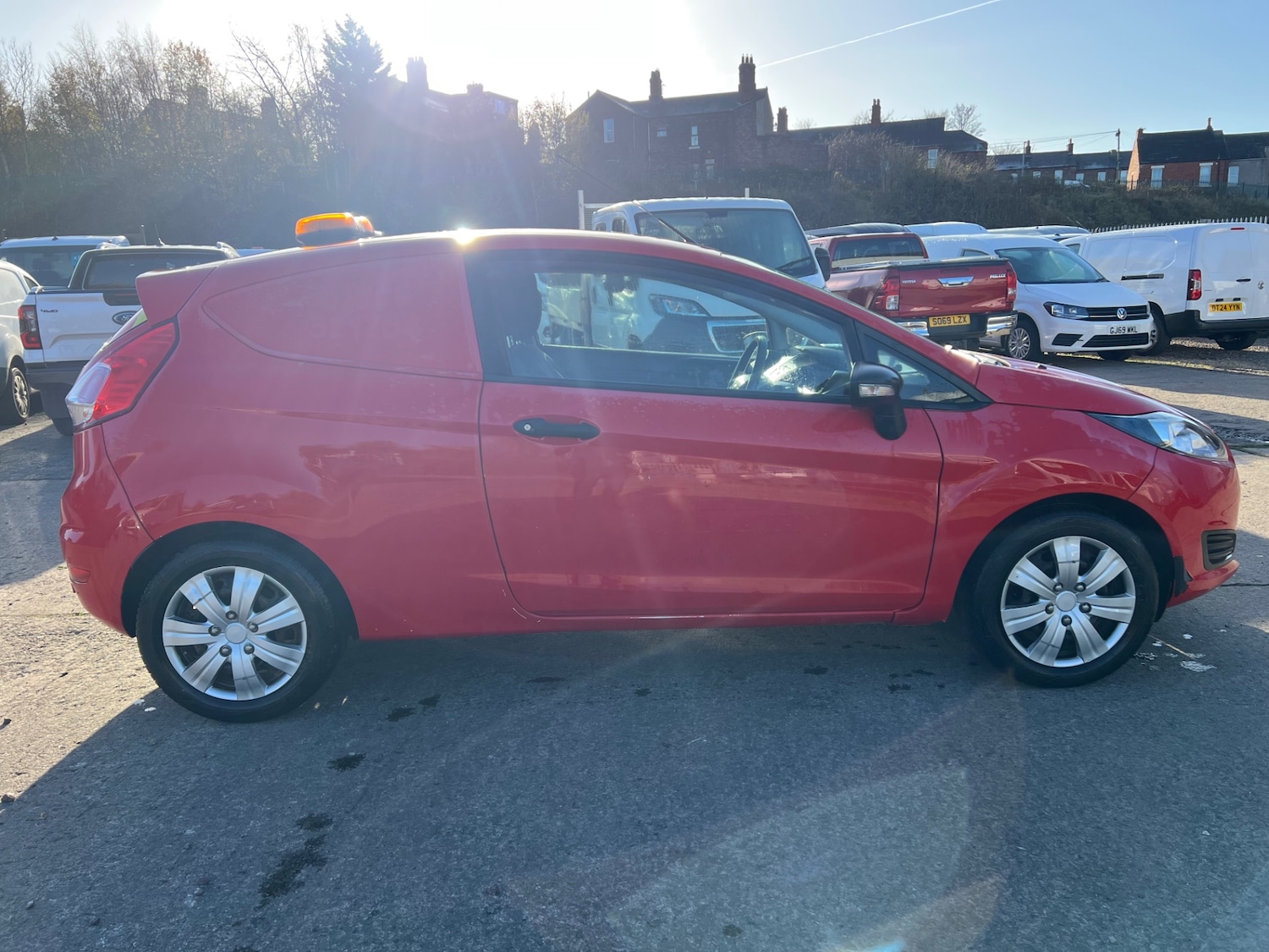 Used Ford Fiesta 2015 for sale - 76599529: Photo 6