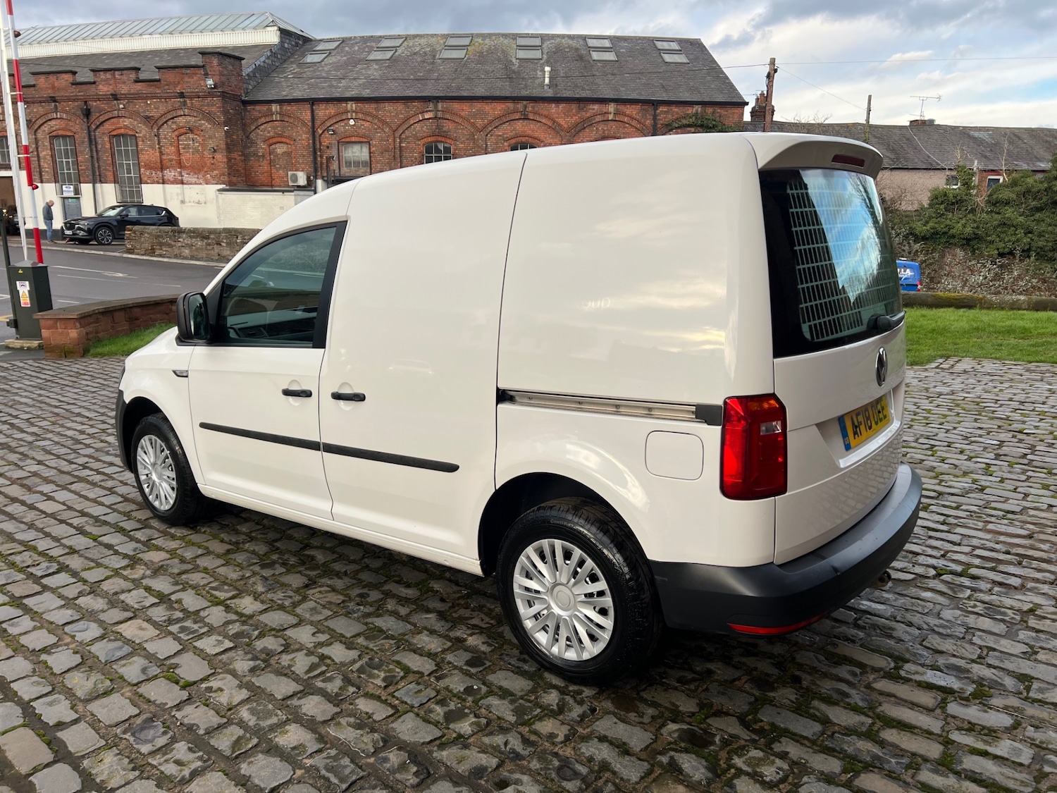 Used Volkswagen Caddy 2018 for sale - 77262404: Photo 4