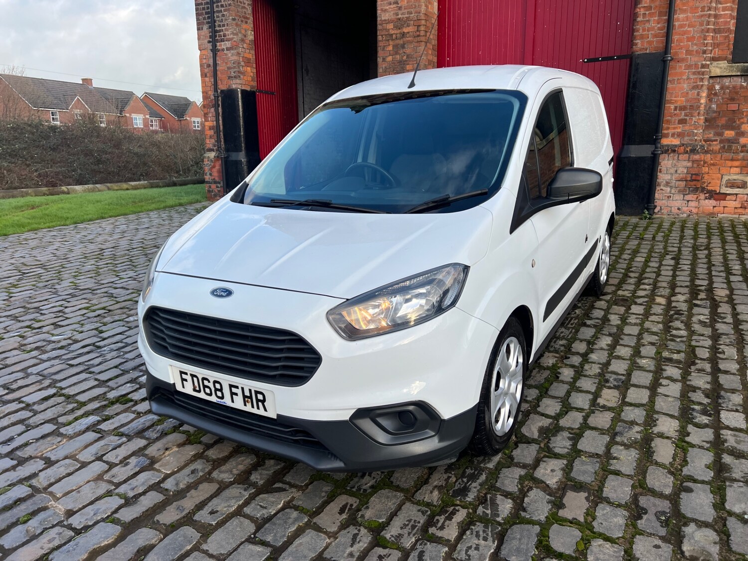 Used Ford Transit Courier 2019 for sale - 76736517: Photo 1