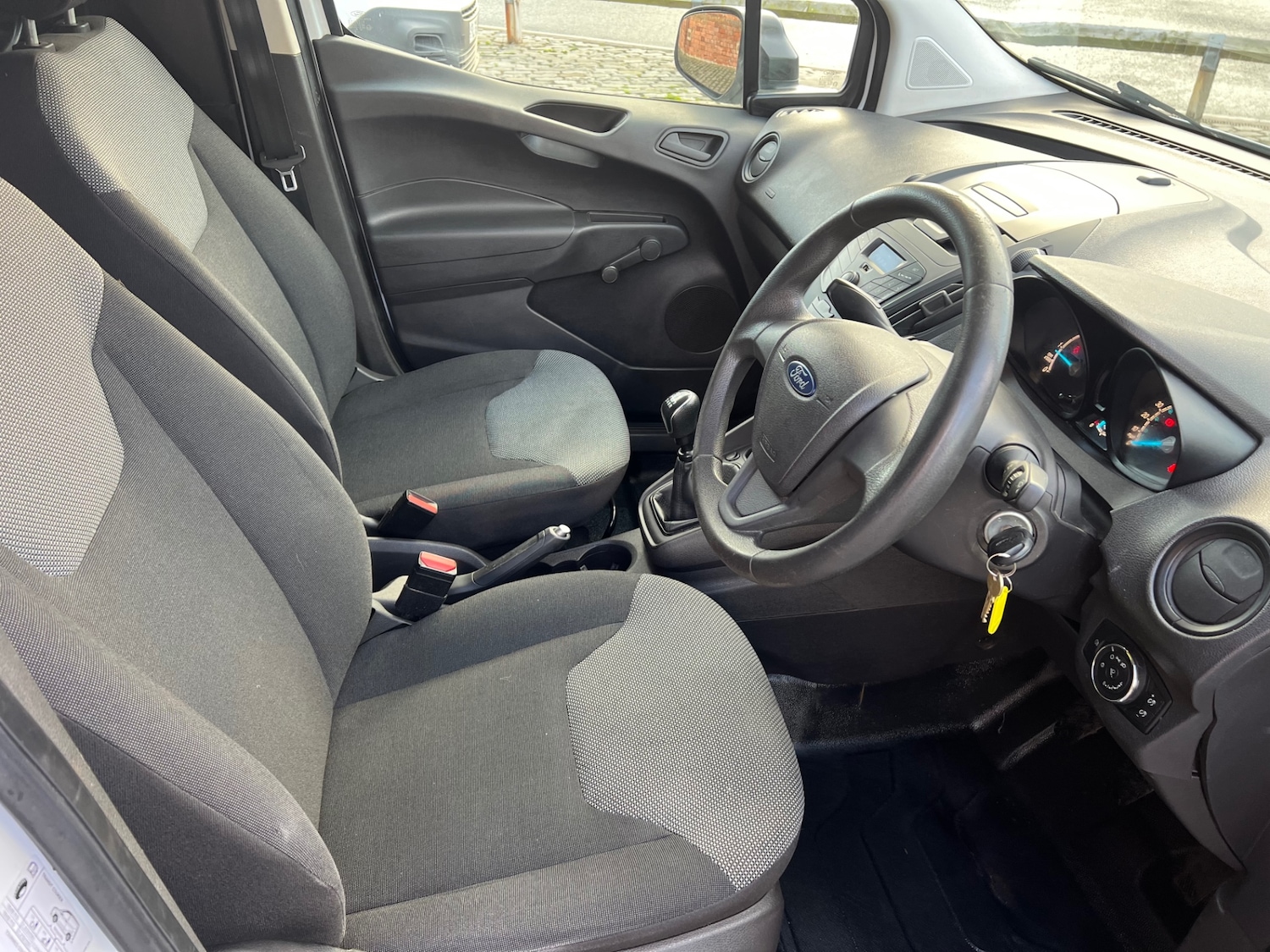 Used Ford Transit Courier 2019 for sale - 76736517: Photo 12