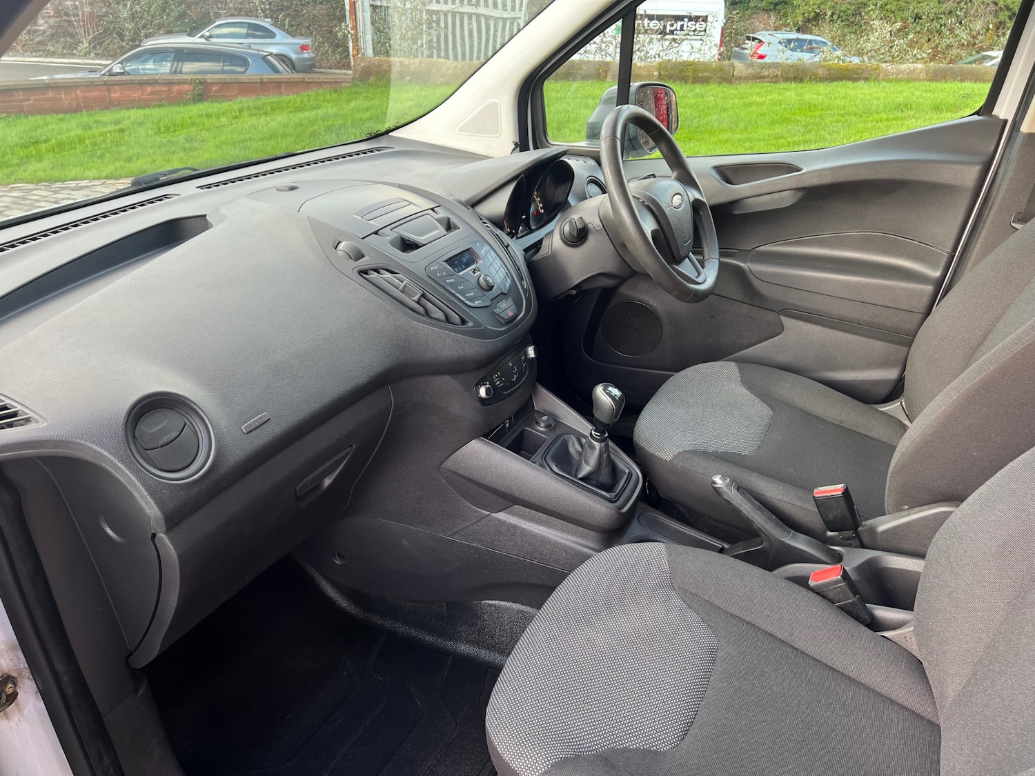 Used Ford Transit Courier 2019 for sale - 76736517: Photo 14