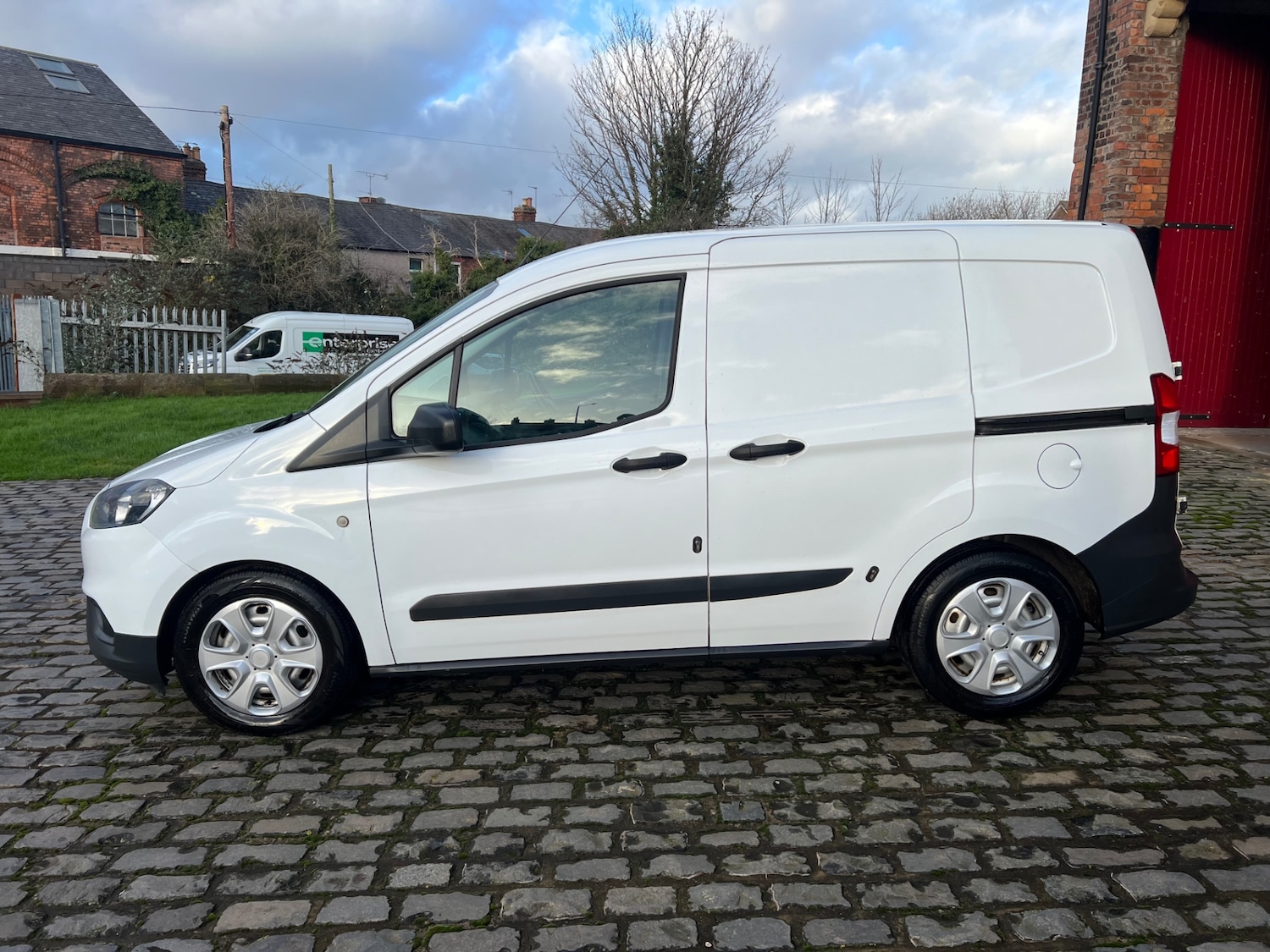 Used Ford Transit Courier 2019 for sale - 76736517: Photo 3