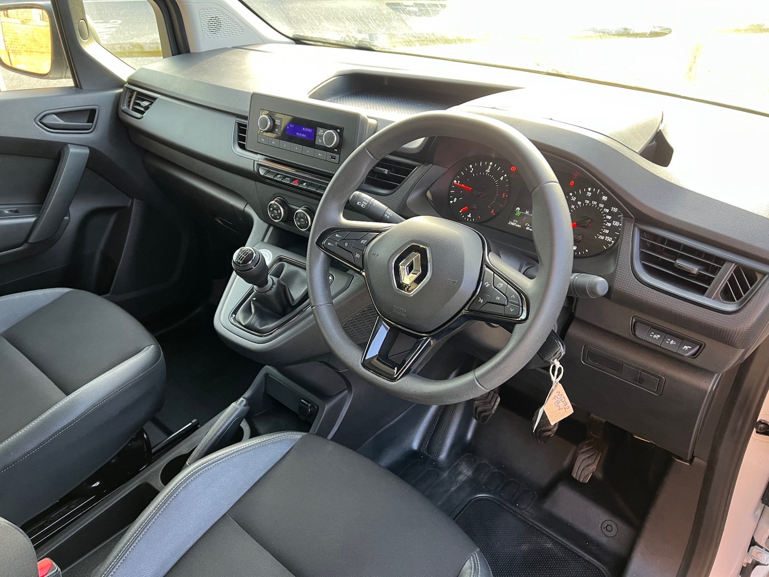 Used Renault Kangoo 2022 for sale - 77837216: Photo 17