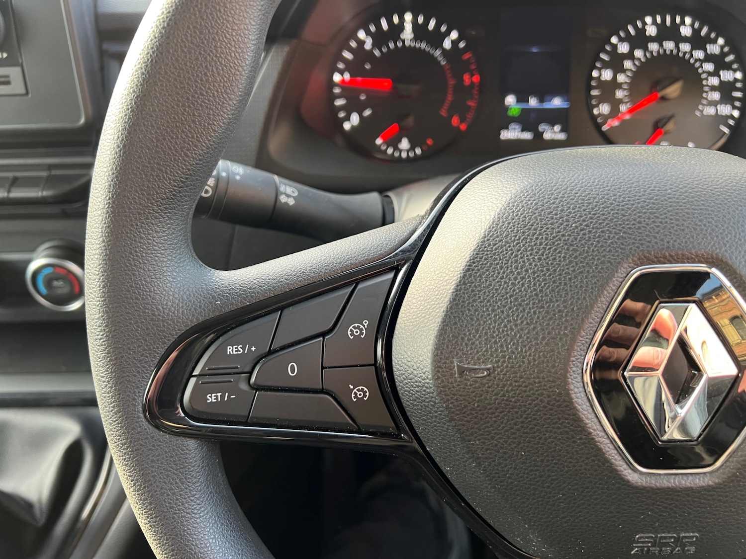 Used Renault Kangoo 2022 for sale - 77837216: Photo 24